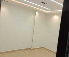 شقة متشطبه سوبر لوكس 180 م قريبه من التعاون فيصل رئيسي