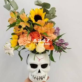 Unleash the Magic of Halloween with Our Stunning Flower Arrangements! - 2/2